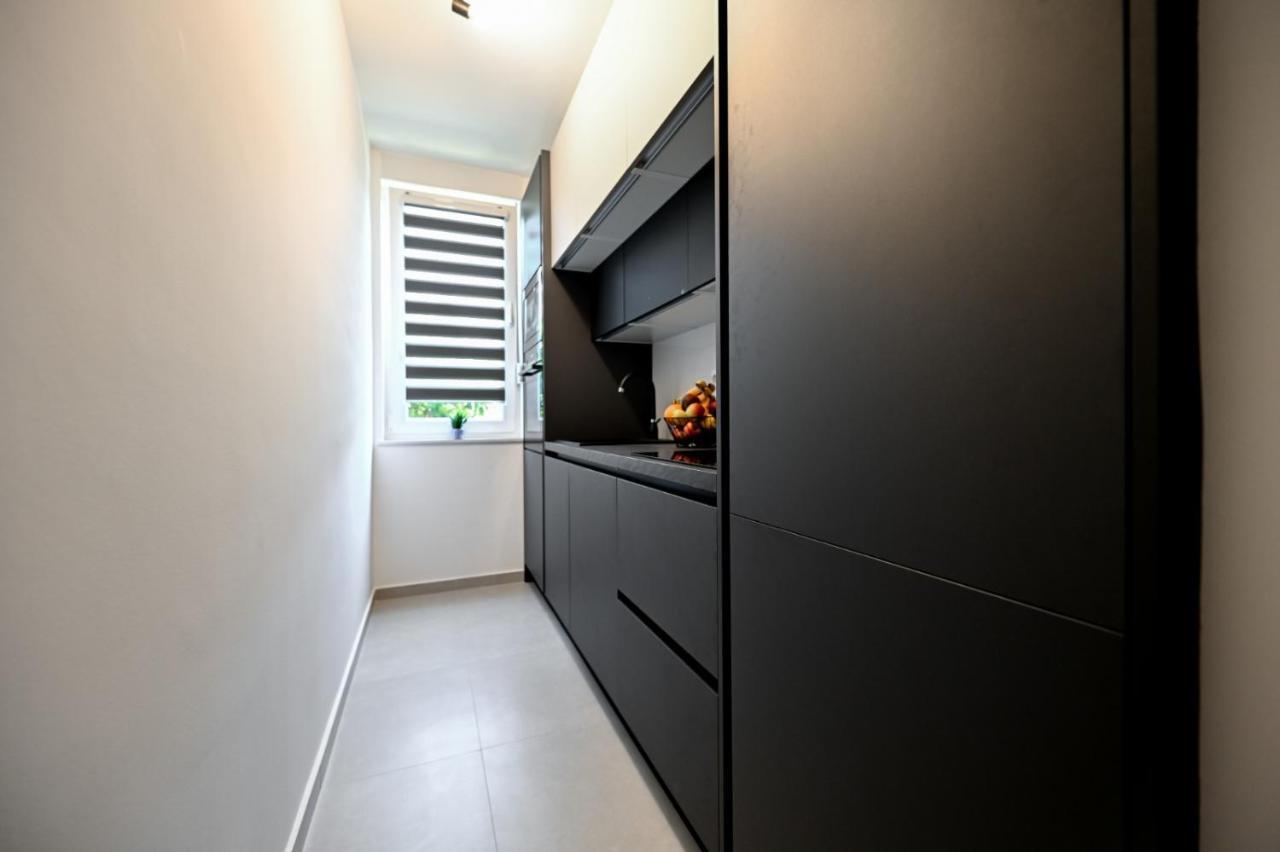 Newly Renovated Apartment Luce Задар Экстерьер фото